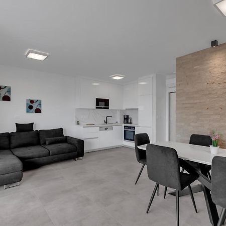 Luxury Apartment Adriasun Free Beach Parking Makarska Esterno foto