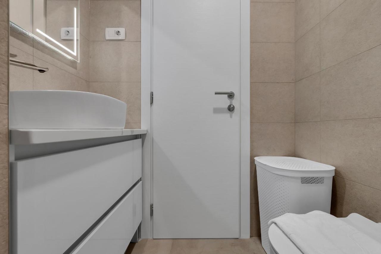 Luxury Apartment Adriasun Free Beach Parking Makarska Esterno foto