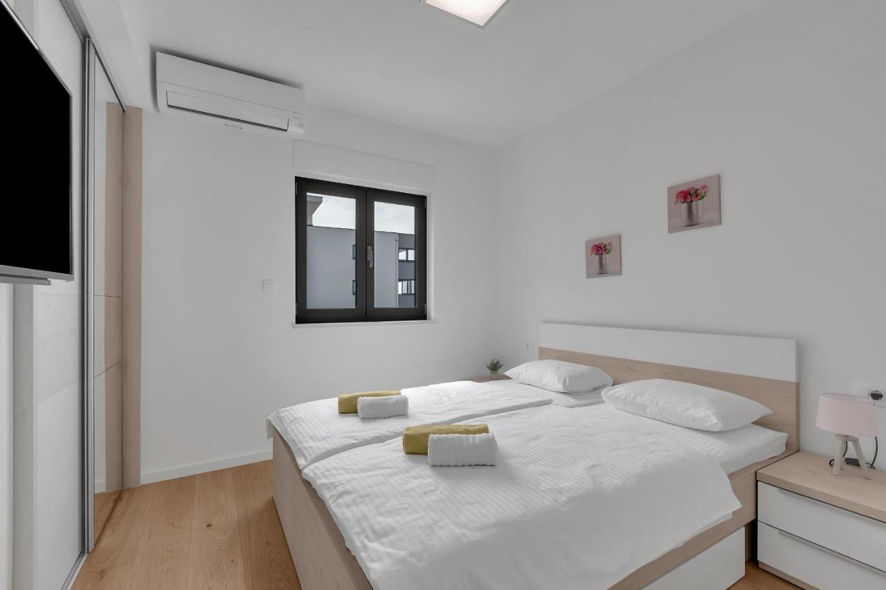 Luxury Apartment Adriasun Free Beach Parking Makarska Esterno foto